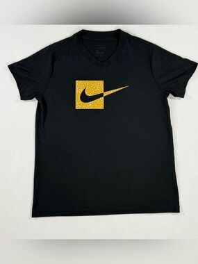 Nike Dri-FIT Legend Animal Short Sleeve Tee Girls' Active Top Size Medium
